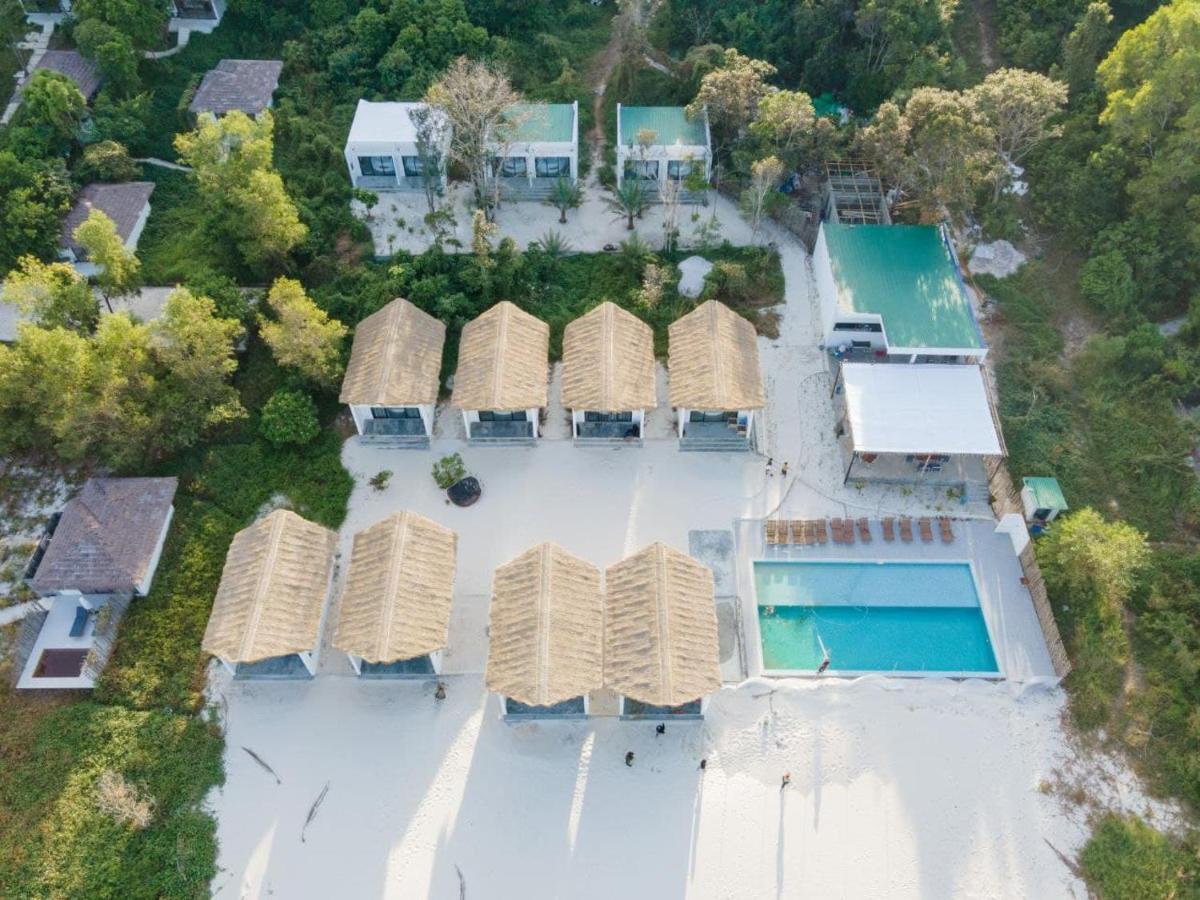 Luna Koh Rong Hotel Pagoda Beach Exterior photo